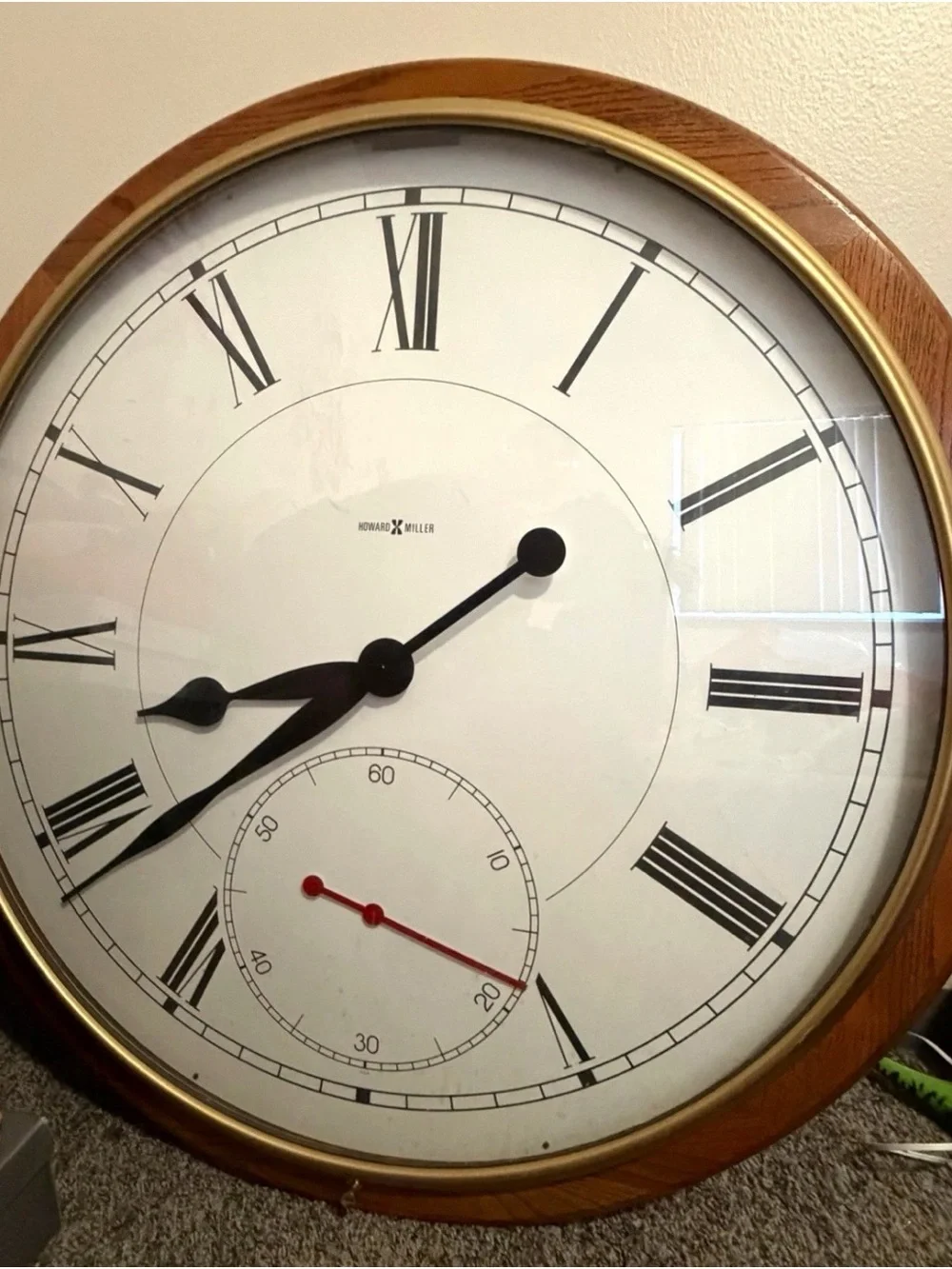 Howard Miller electric 42x42 Round wood frame wall clock analog Roman numerals